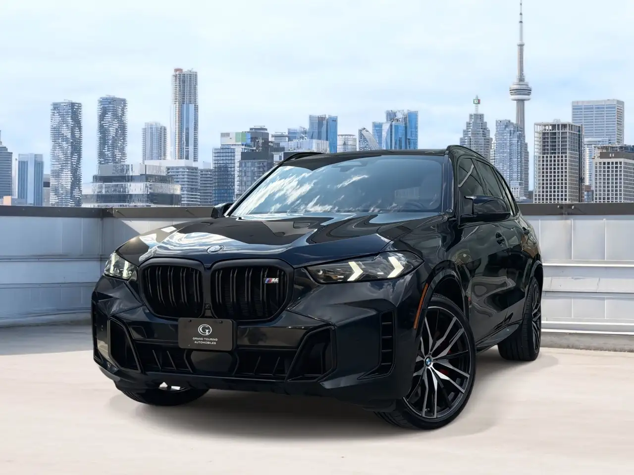 2025 BMW X5 M60i