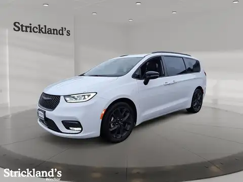 Chrysler Pacifica