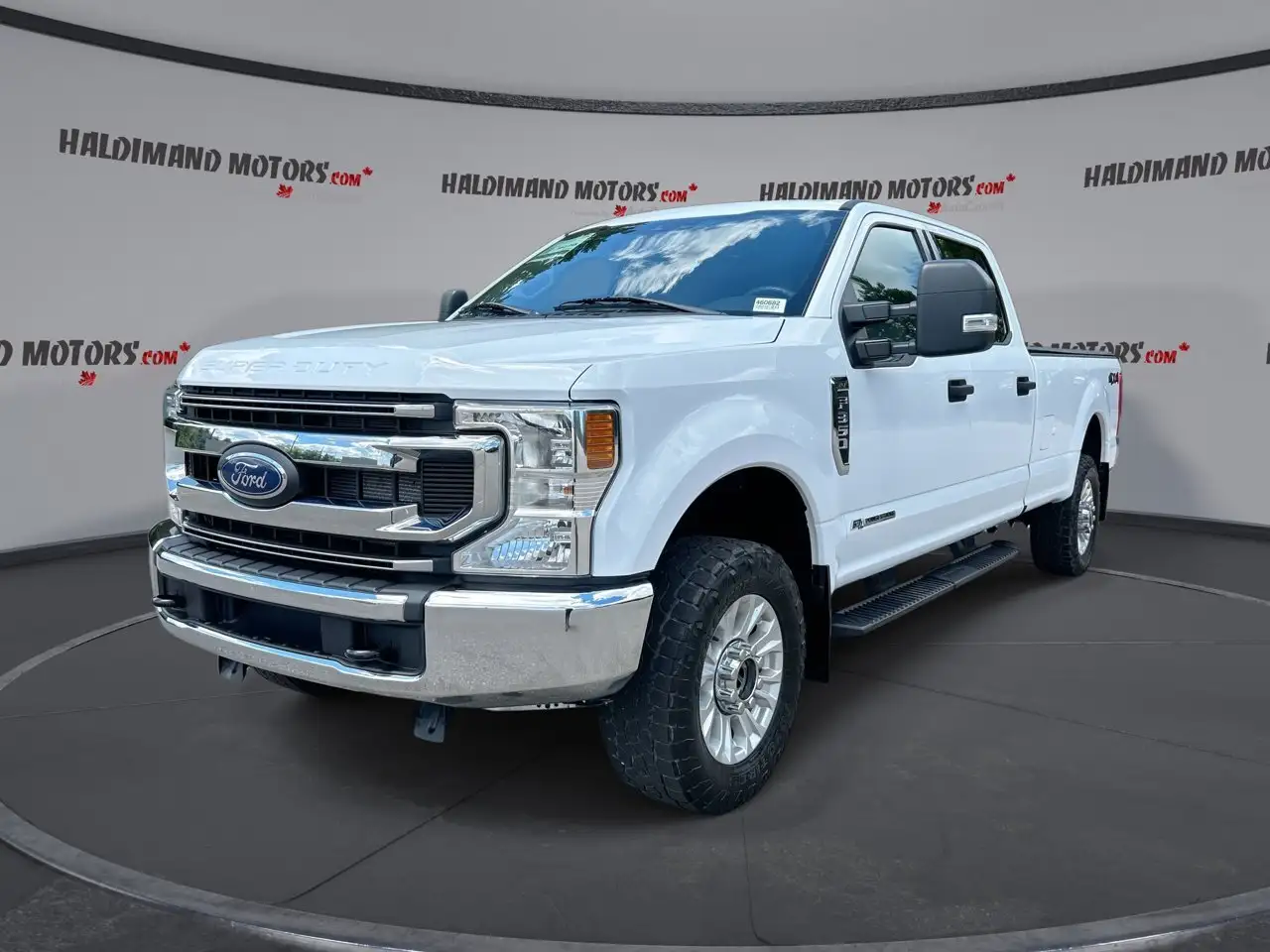 2022 Ford F-350 Super Duty XLT