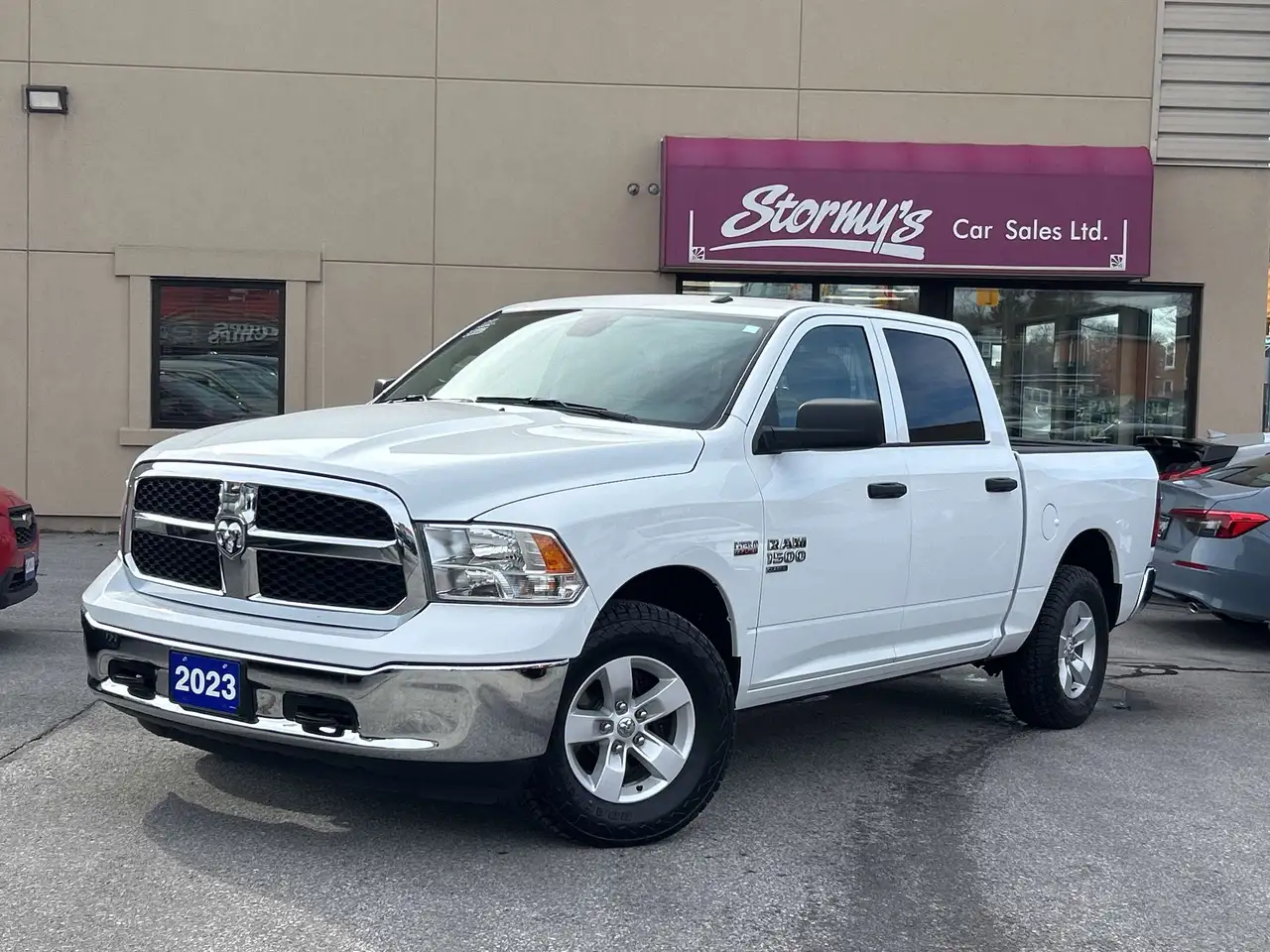 2023 RAM 1500 SLT