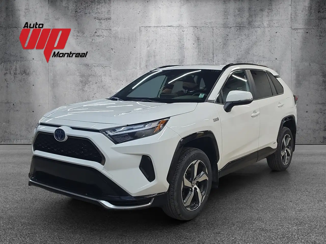 2024 Toyota RAV4 SE