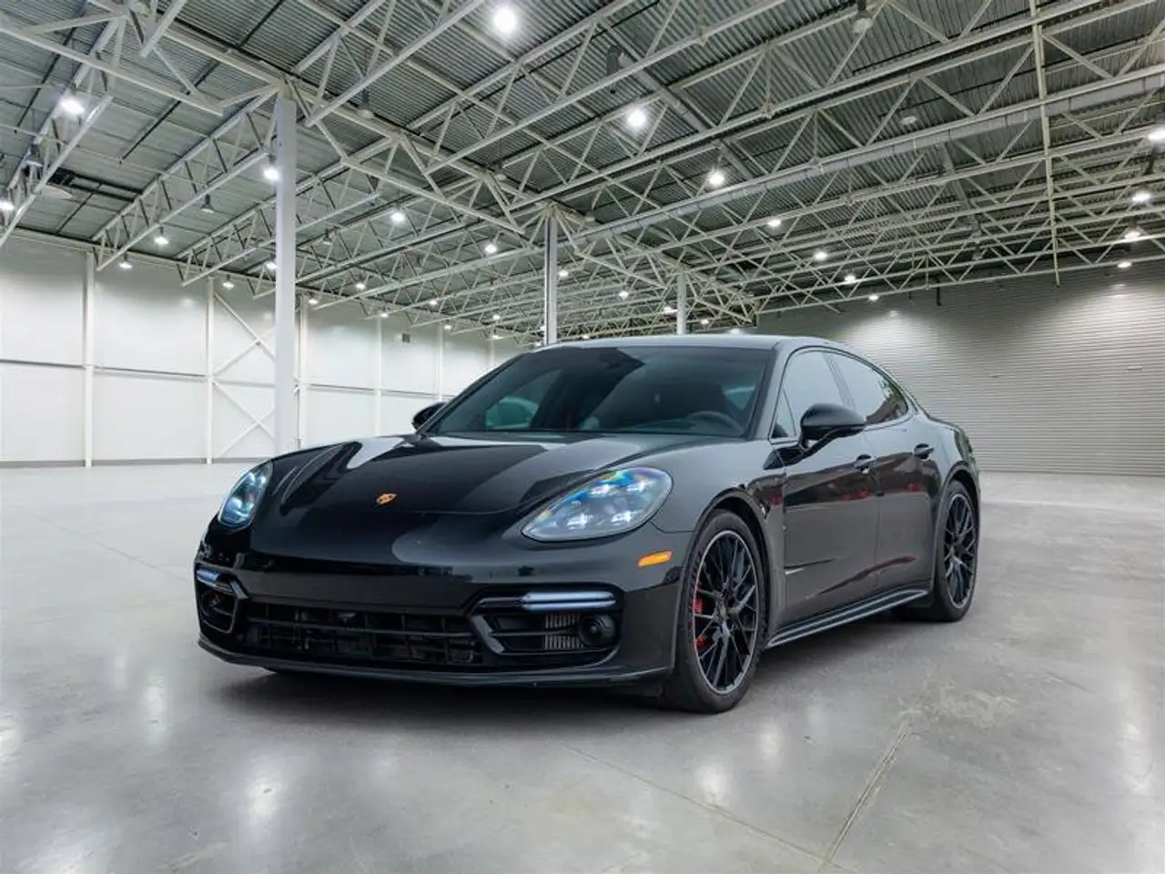 2023 Porsche Panamera