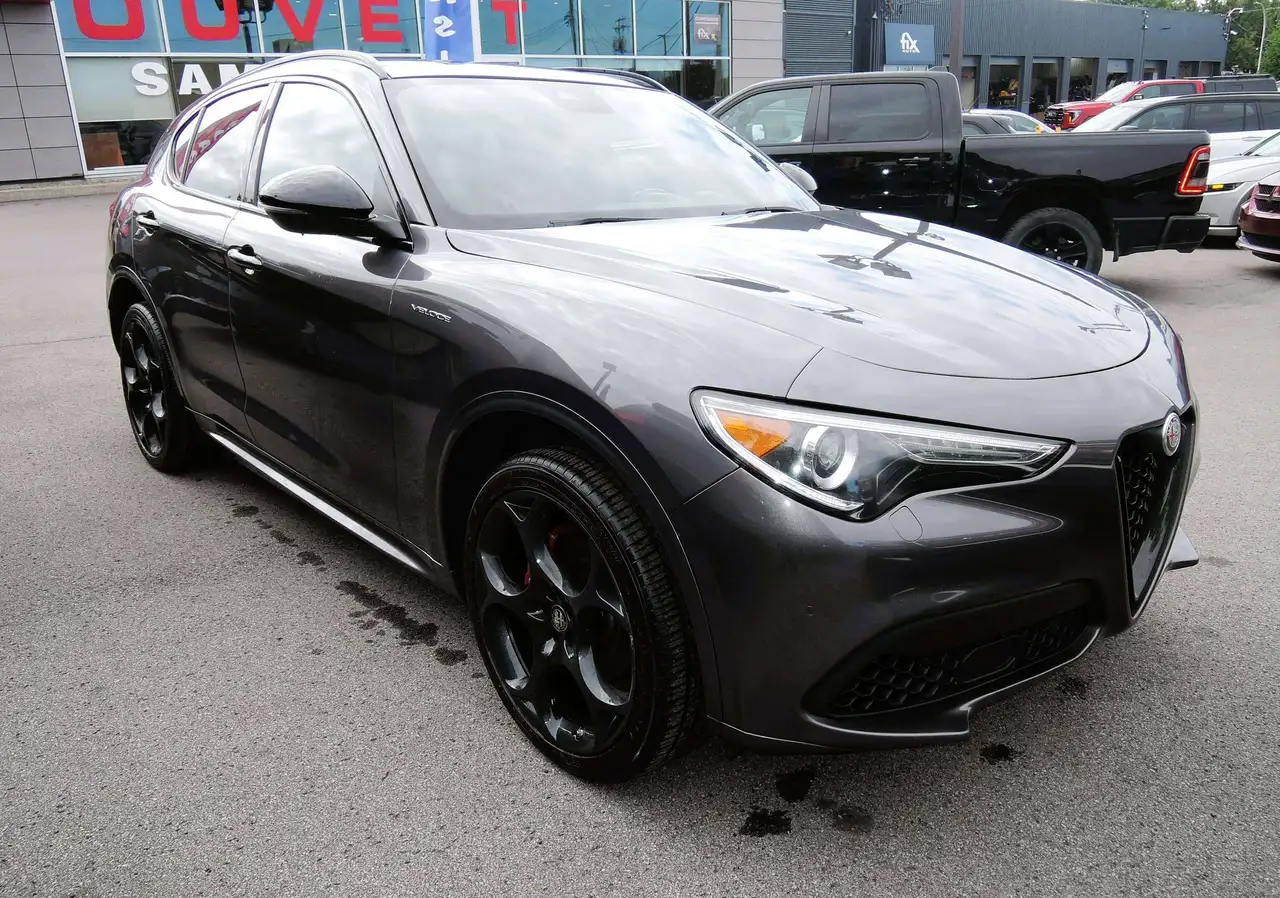 2022 Alfa Romeo Stelvio Veloce