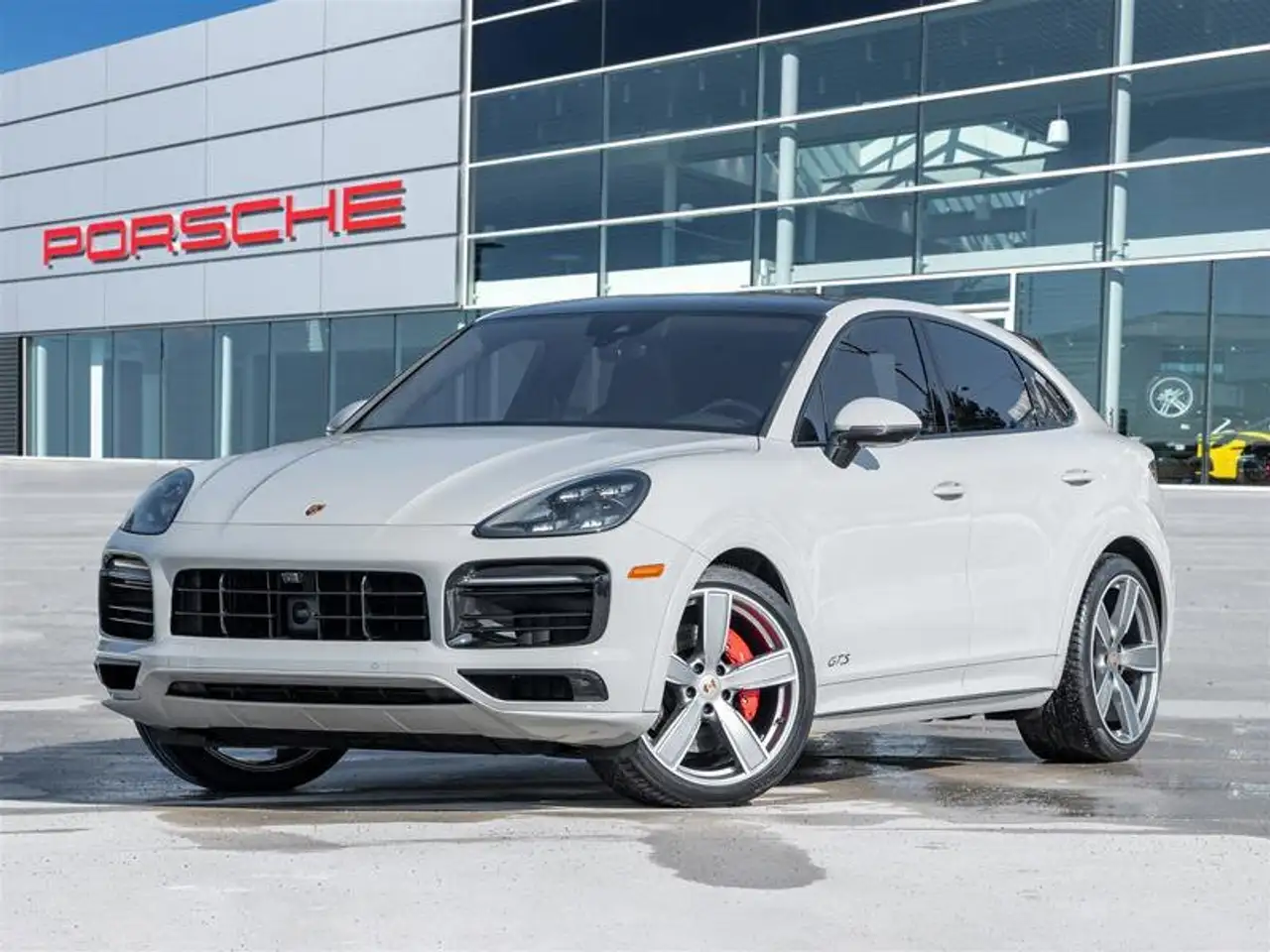 2023 Porsche Cayenne GTS