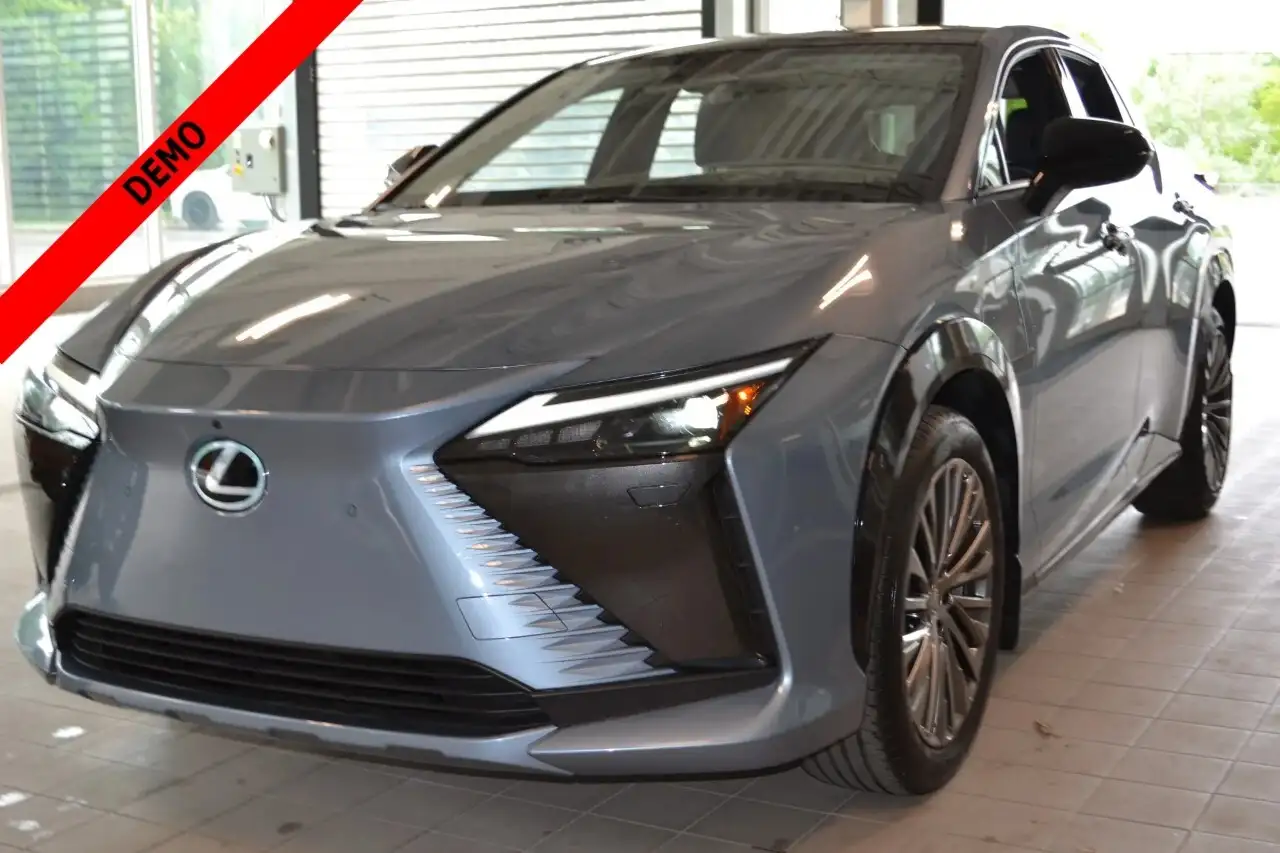 2025 Lexus RZ 450e Luxury