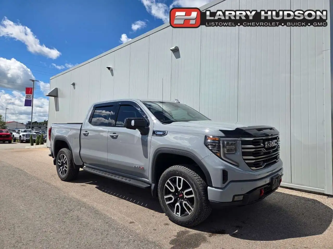 2025 GMC Sierra 1500 AT4