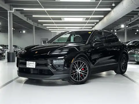 Porsche Macan Electric 4S
