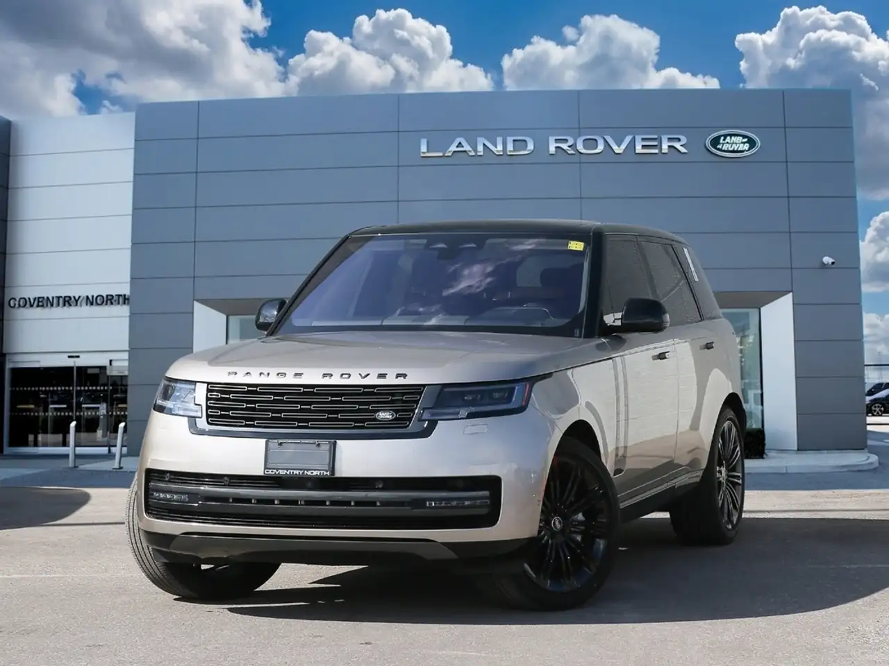 2023 Land Rover Range Rover SE P530