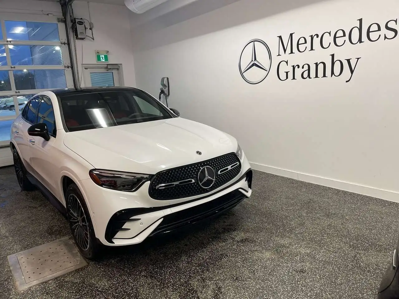 2026 Mercedes-Benz GLC 300