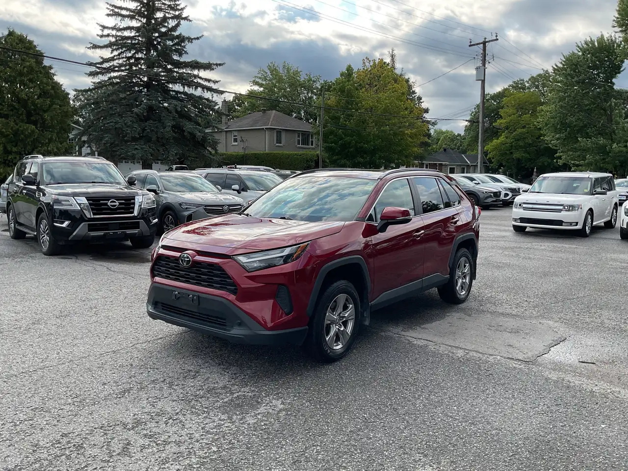2023 Toyota RAV4 XLE