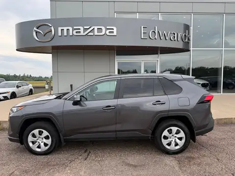 Toyota RAV4 LE