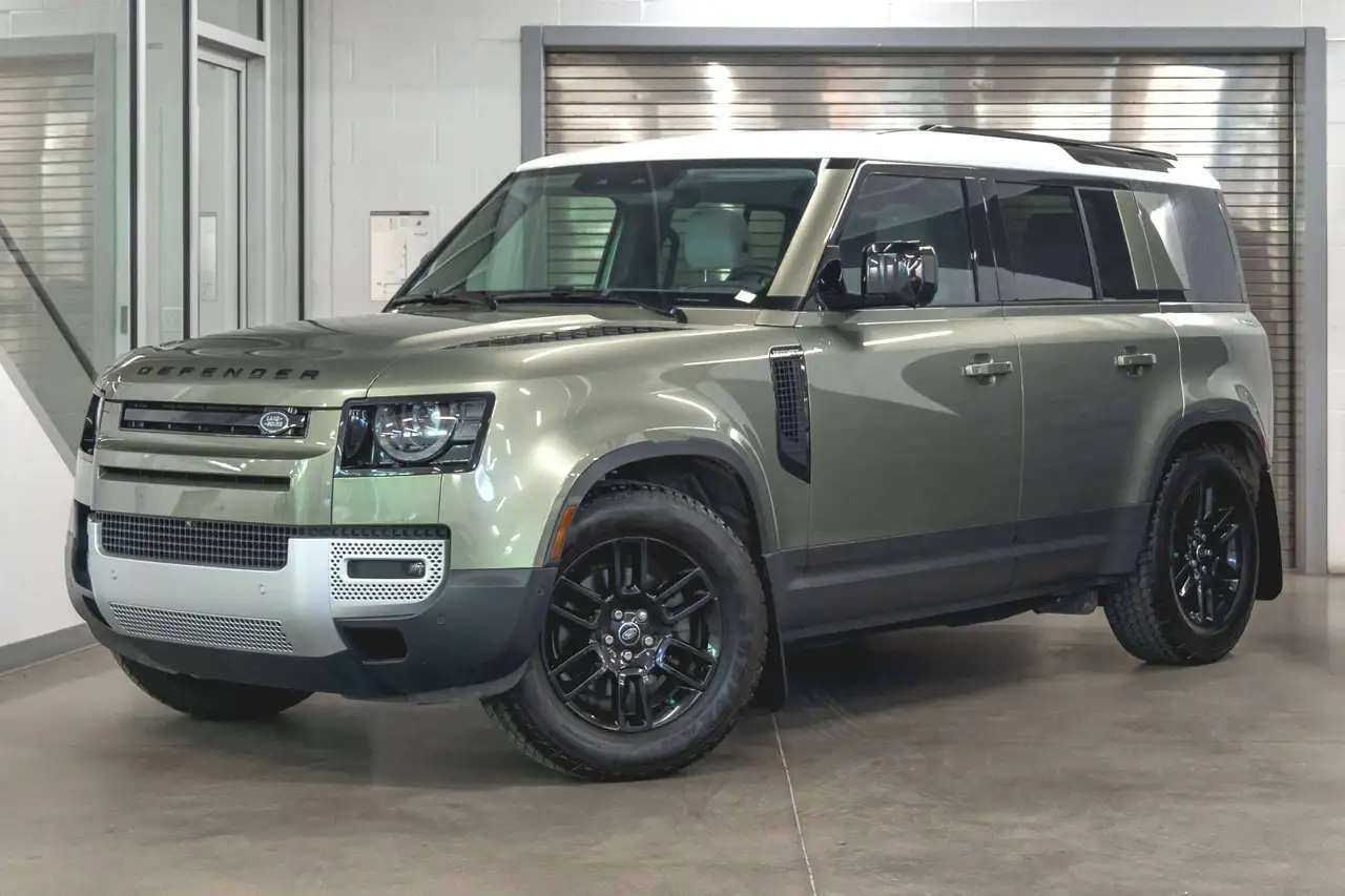 2025 Land Rover Defender S P300