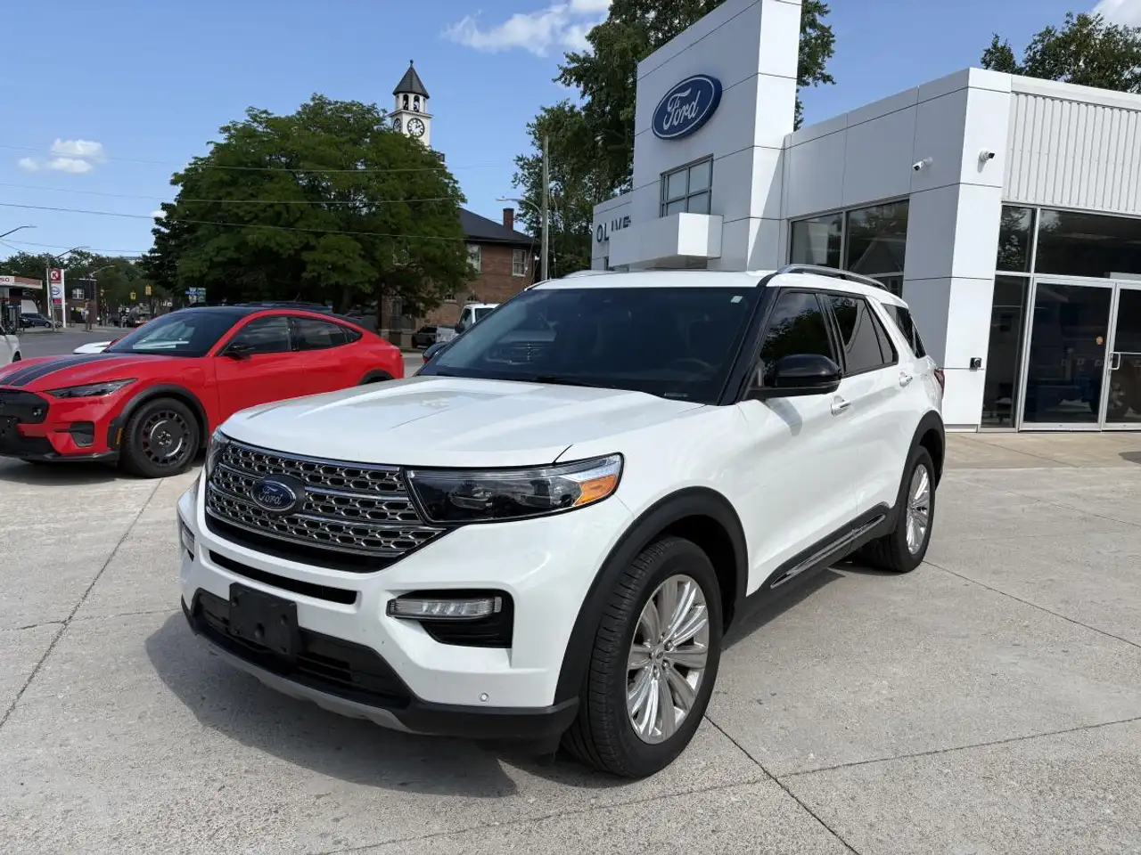 2022 Ford Explorer