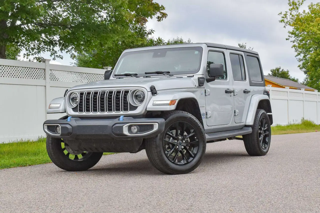 2024 Jeep Wrangler Sahara