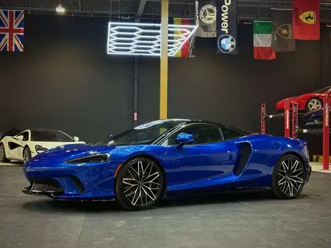 McLaren GT