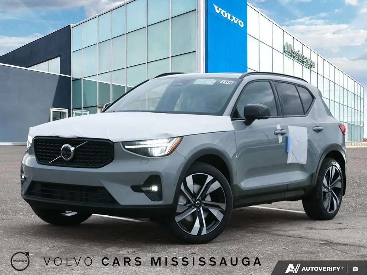 2026 Volvo XC40 Plus