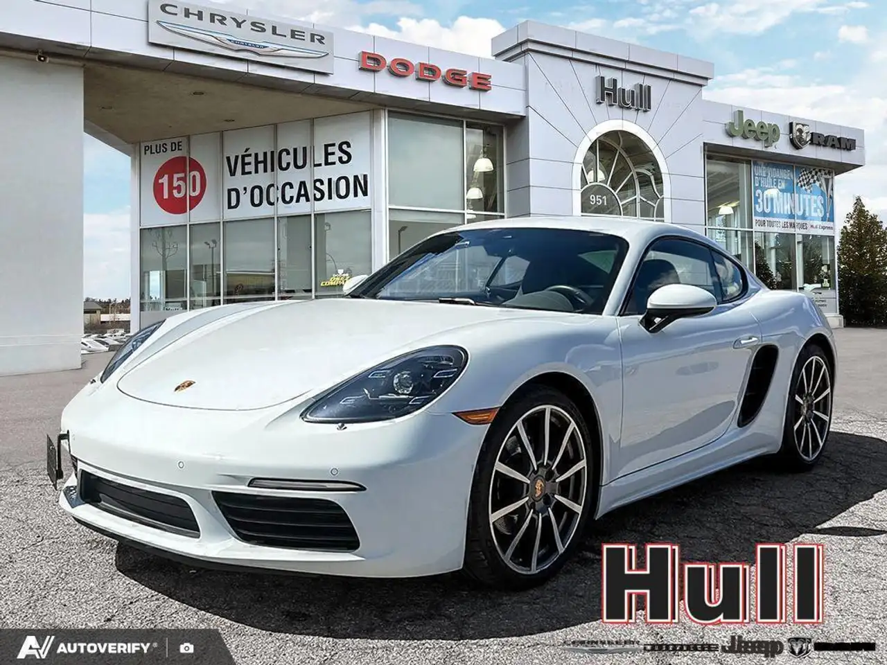 2022 Porsche Cayman