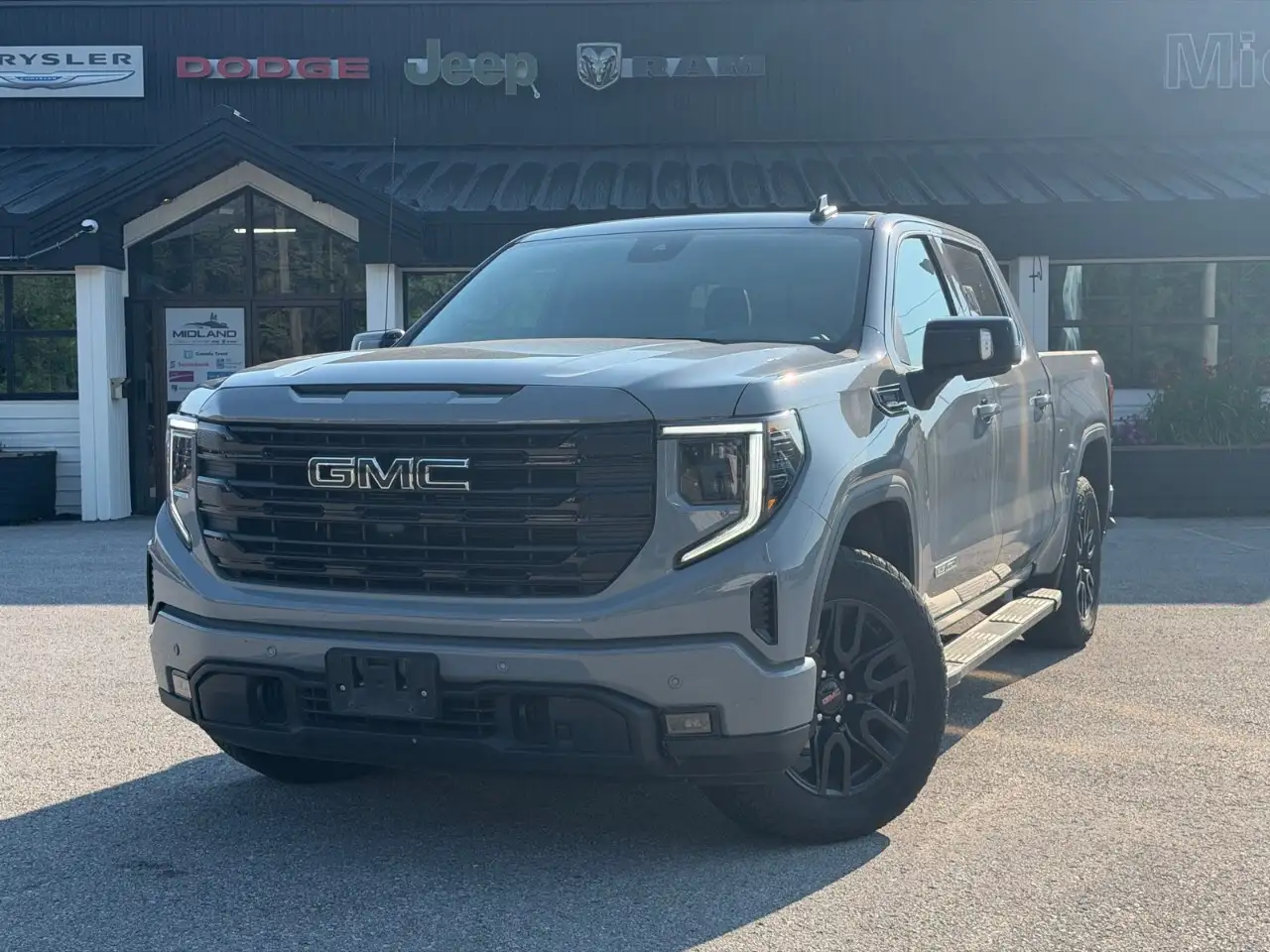 2024 GMC Sierra 1500 Elevation
