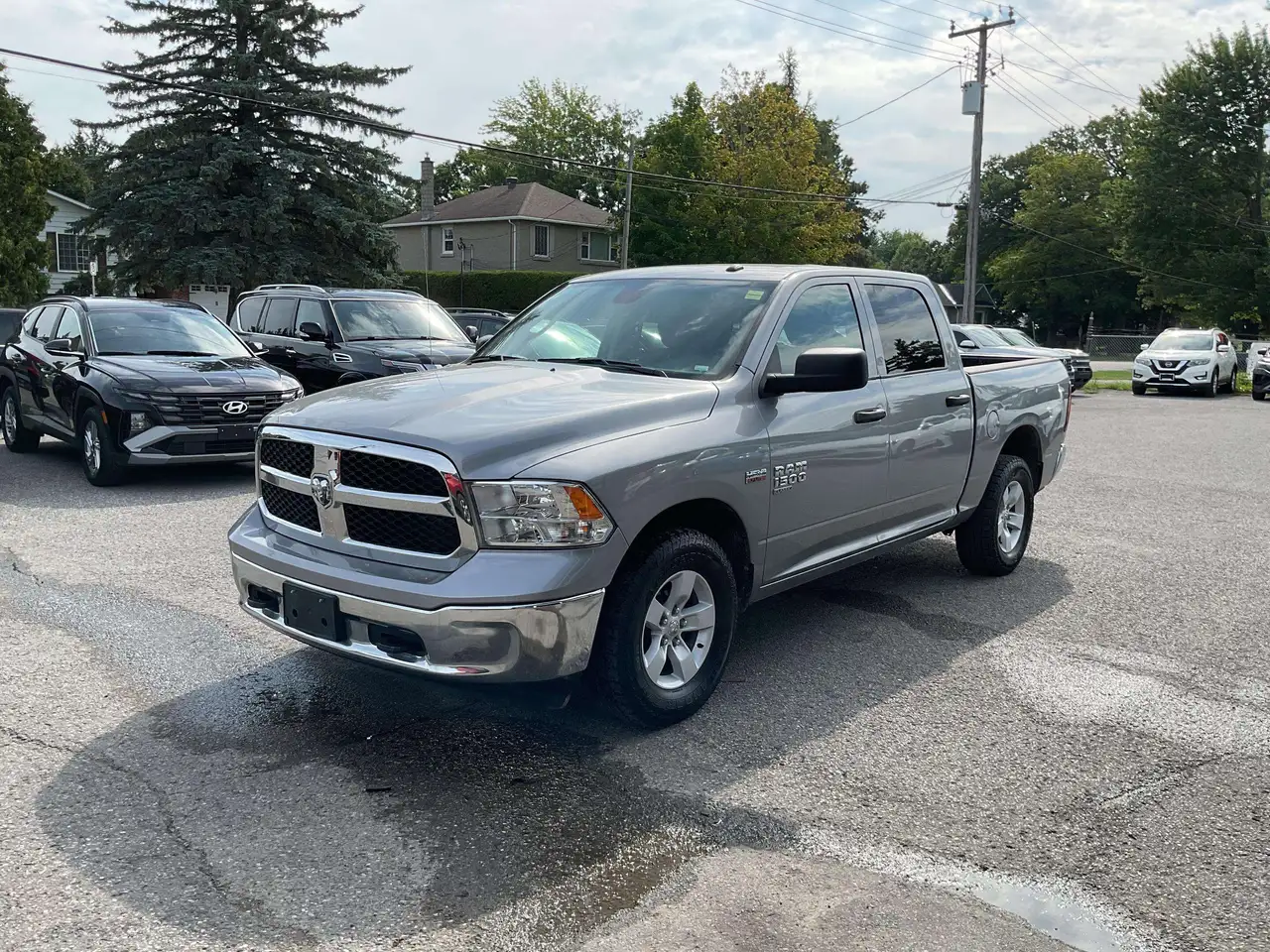 2023 RAM 1500 SLT