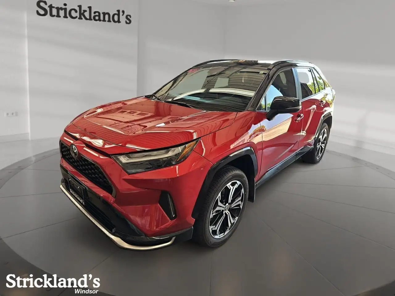 2025 Toyota RAV4 XSE