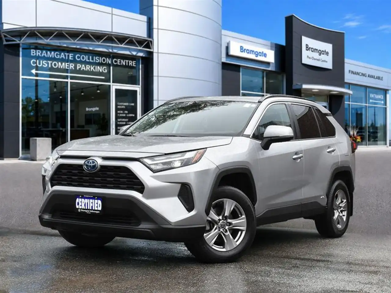 2023 Toyota RAV4 XLE