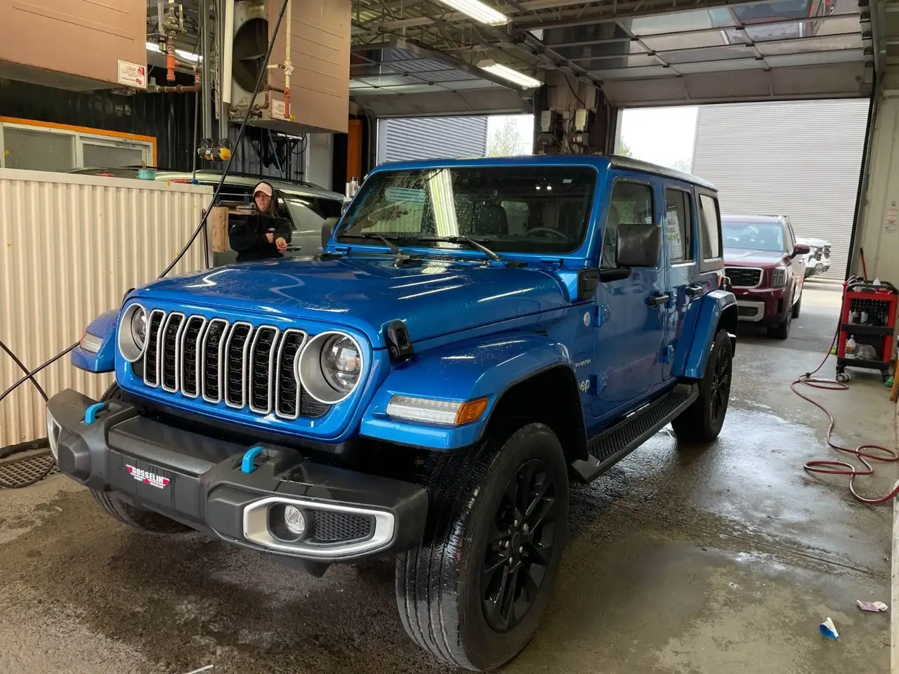 2024 Jeep Wrangler Sahara