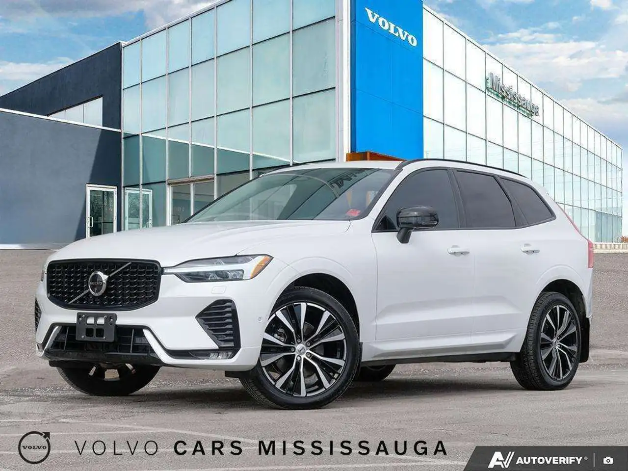 2024 Volvo XC60 Plus