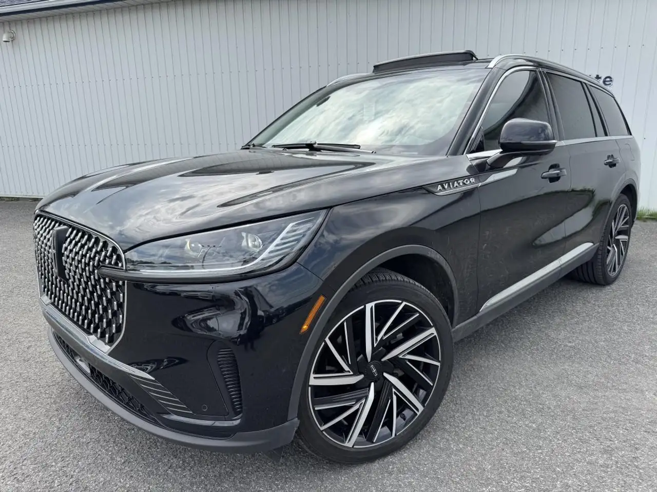 2025 Lincoln Aviator Reserve