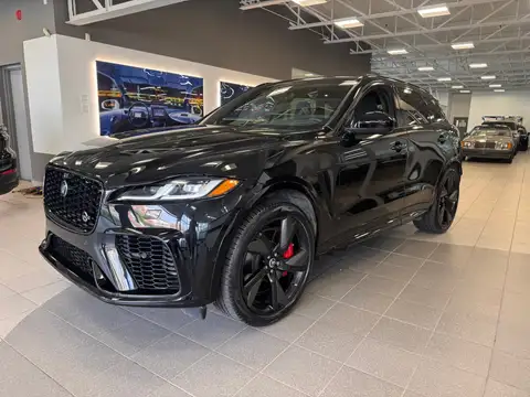 Jaguar F-Pace SVR