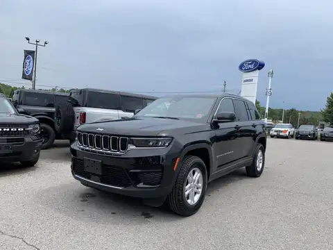 Jeep Grand Cherokee Laredo