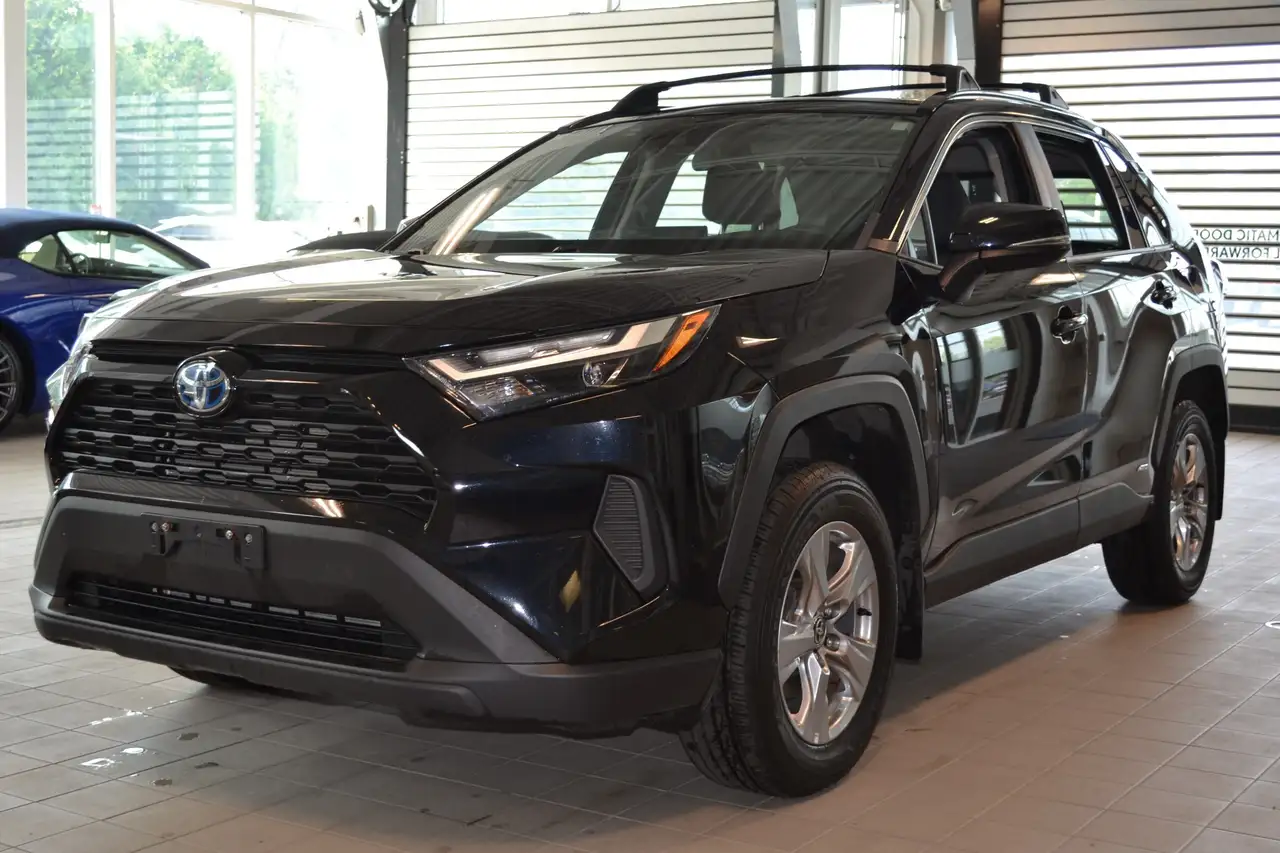 2023 Toyota RAV4 XLE