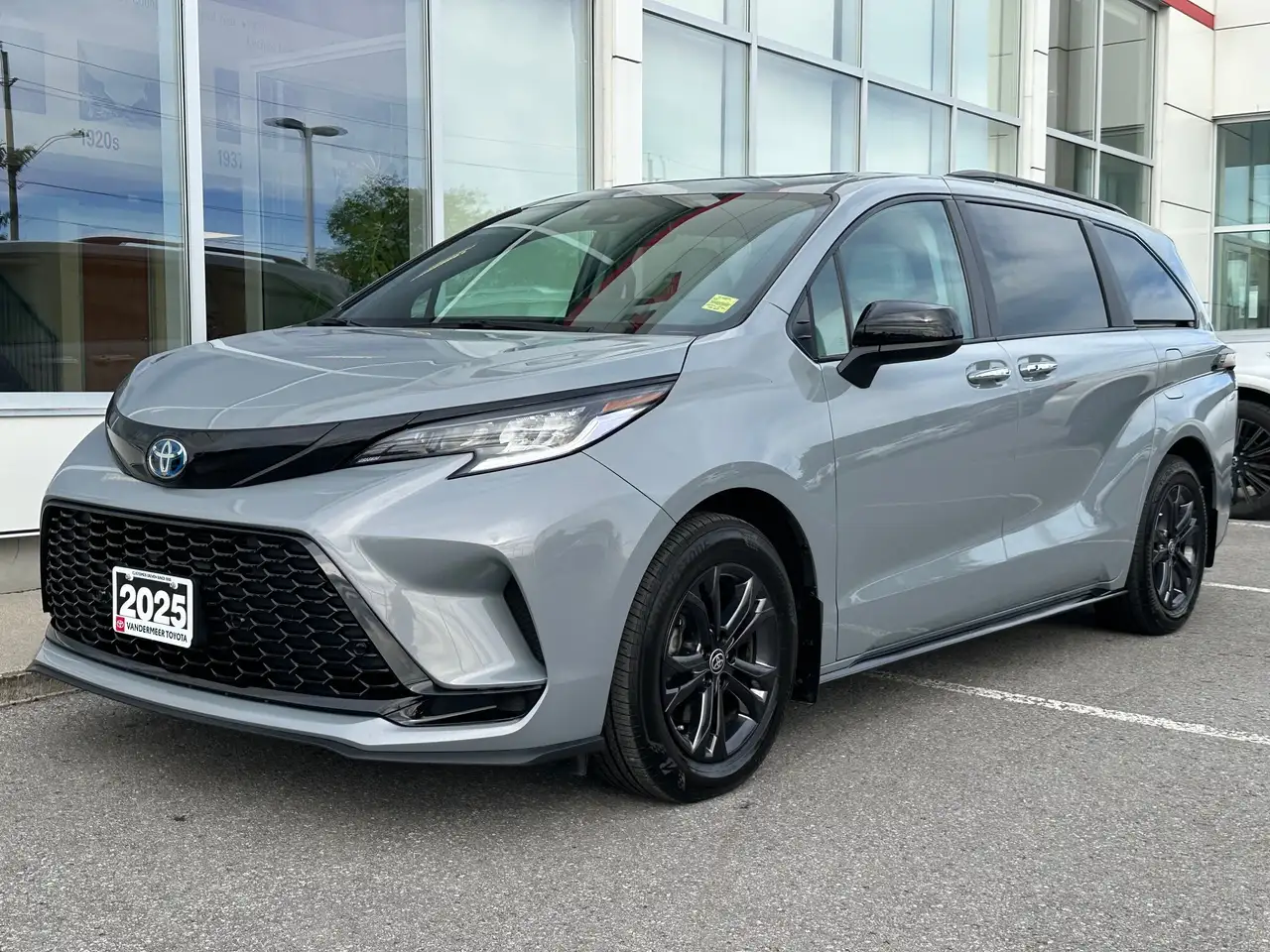 2025 Toyota Sienna