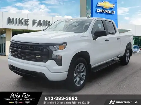 Chevrolet Silverado 1500 Custom