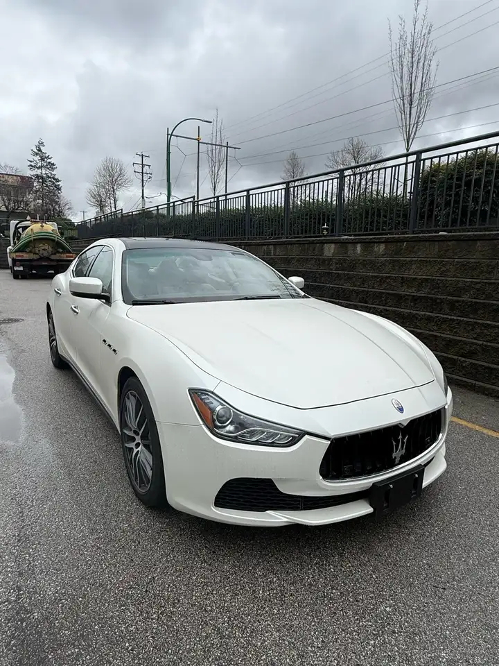 2015 Maserati Ghibli