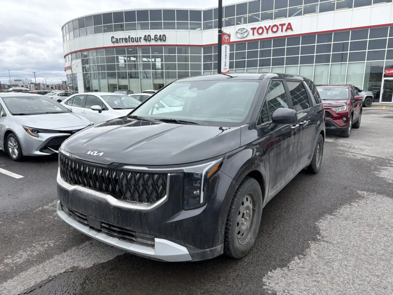 2025 Kia Carnival