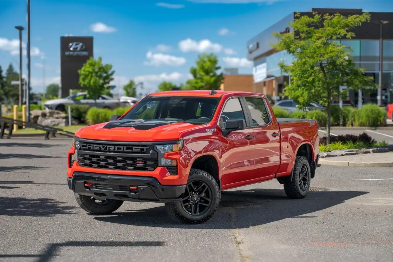 2022 Chevrolet Silverado 1500 Custom Trail Boss