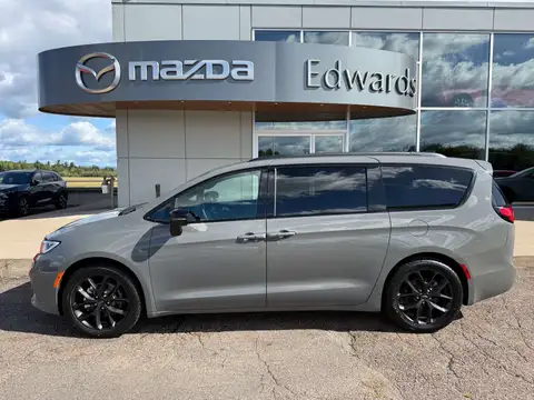 Chrysler Pacifica