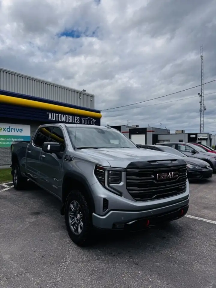 2025 GMC Sierra 1500 AT4