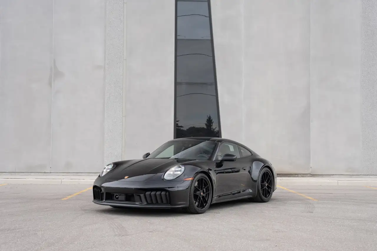 2025 Porsche 911 Carrera GTS