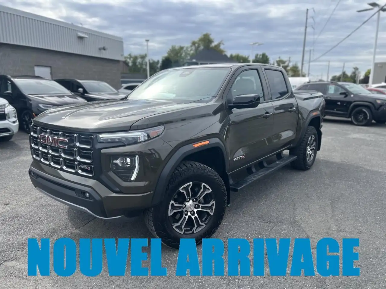 2023 GMC Canyon