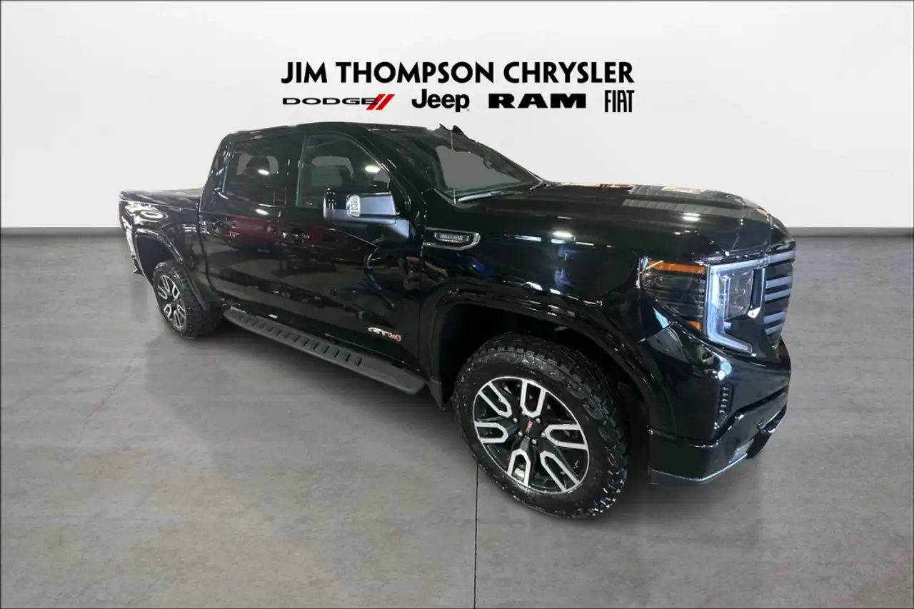 2025 GMC Sierra 1500 AT4