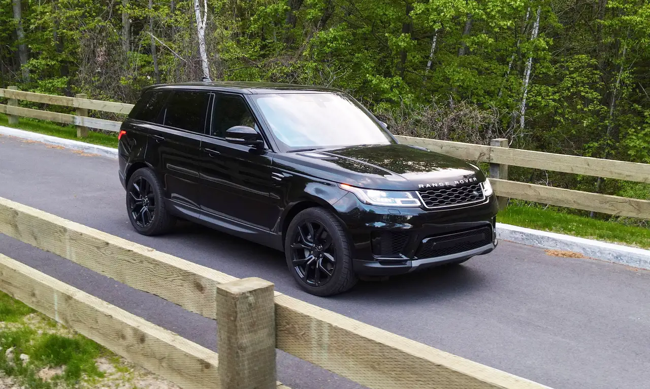 2021 Land Rover Range Rover Sport SE