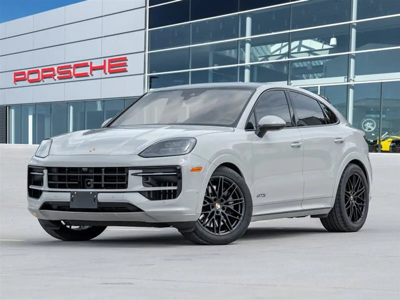 2025 Porsche Cayenne GTS