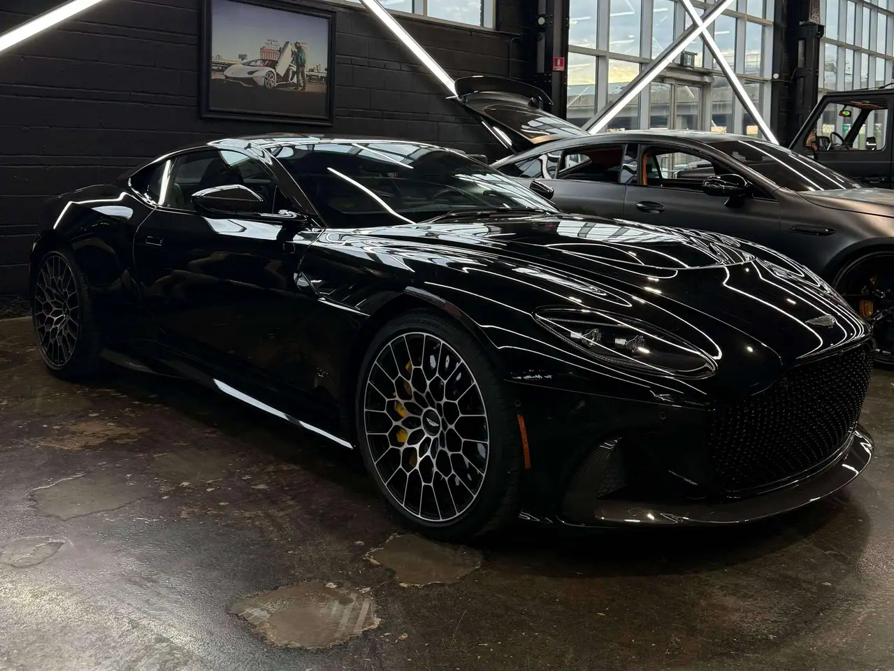 2023 Aston Martin DBS