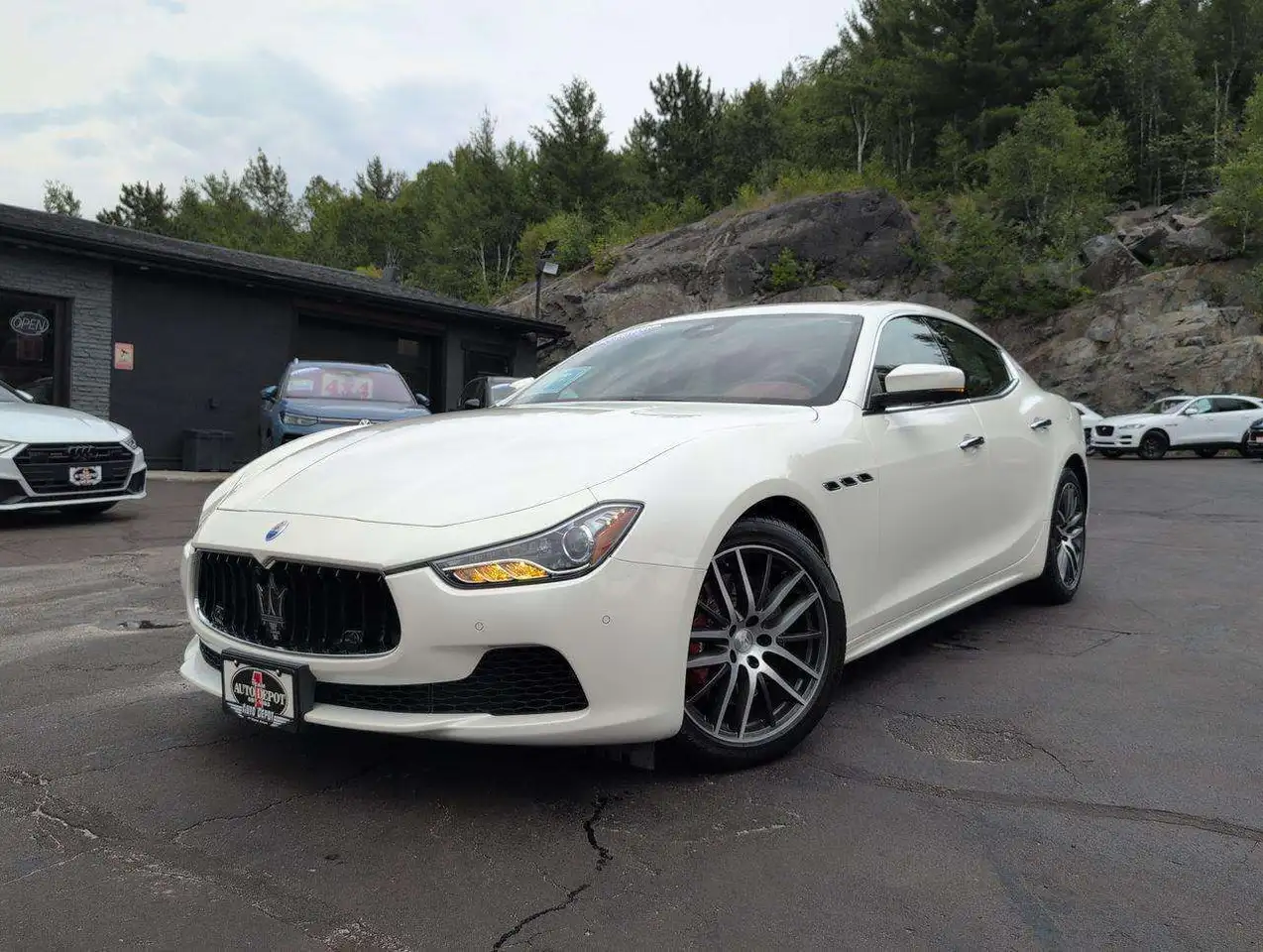 2017 Maserati Ghibli