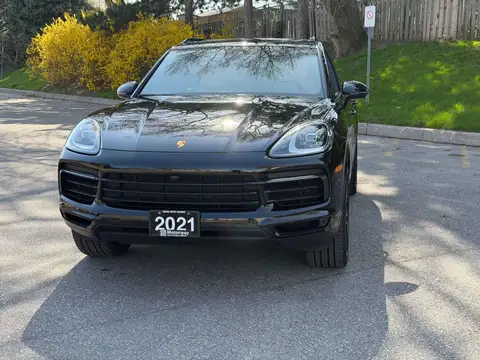 Porsche Cayenne Base
