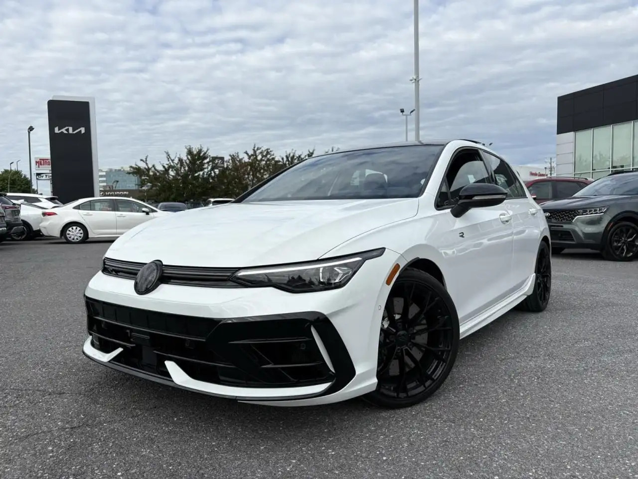 2025 Volkswagen Golf R