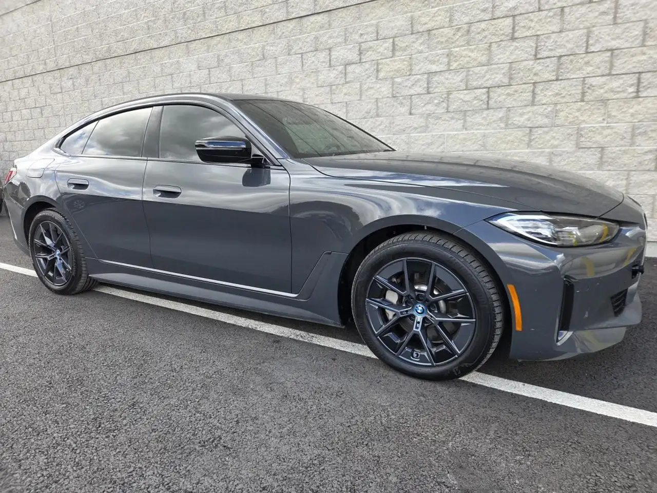2024 BMW i4 eDrive35
