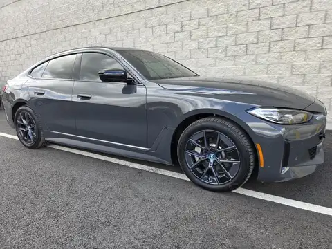 BMW i4 eDrive35