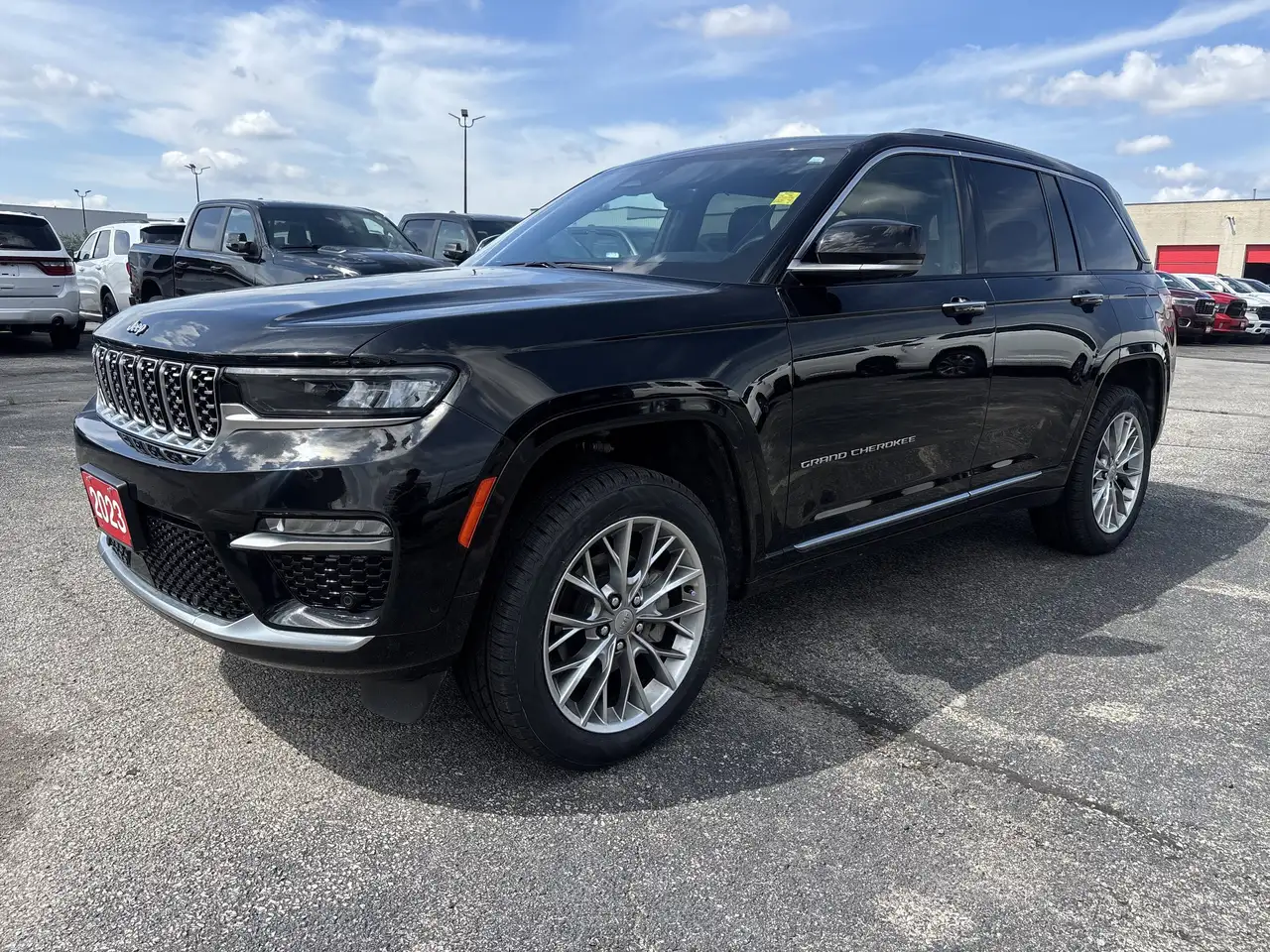 2023 Jeep Grand Cherokee Summit